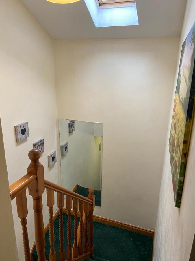 Edwards Cosy B&B Galway Exterior photo