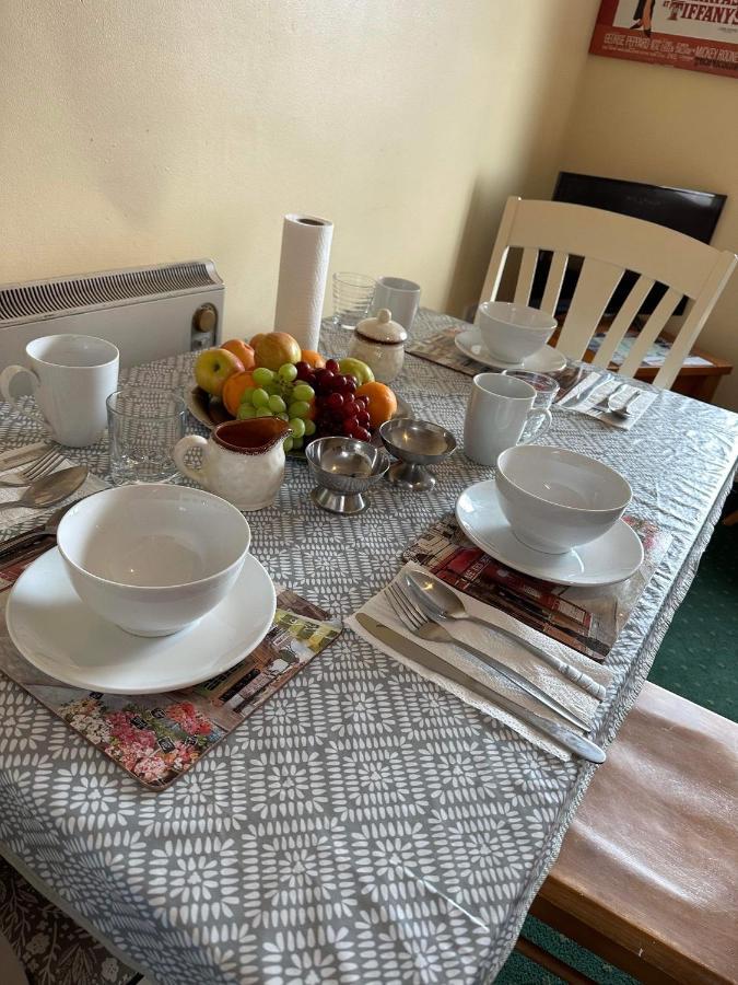 Edwards Cosy B&B Galway Exterior photo