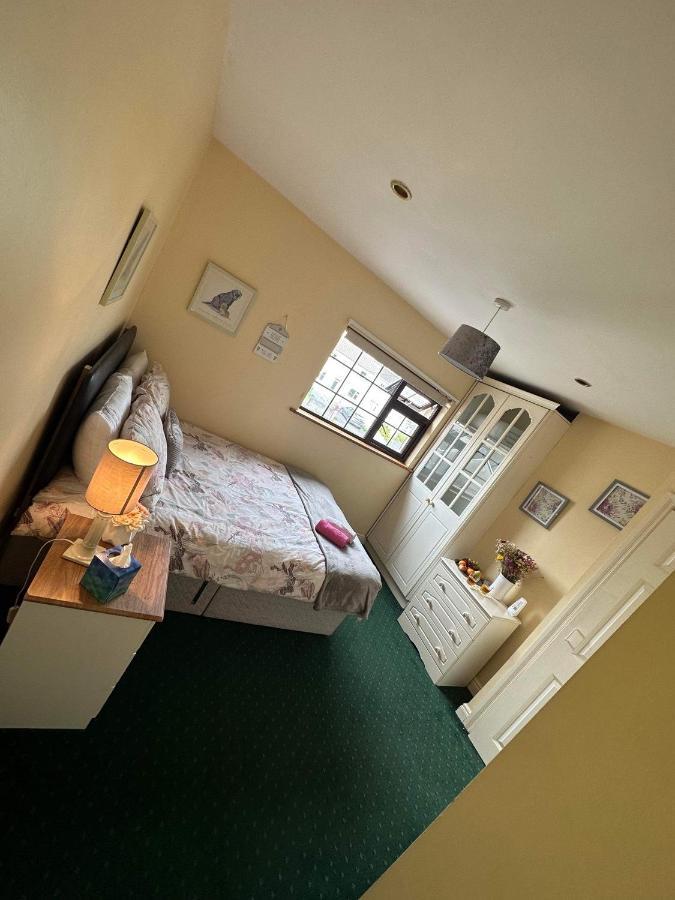 Edwards Cosy B&B Galway Exterior photo
